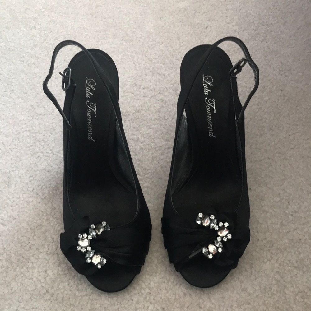 Lulu Townsend Black Peep Toe Heels, Size 7